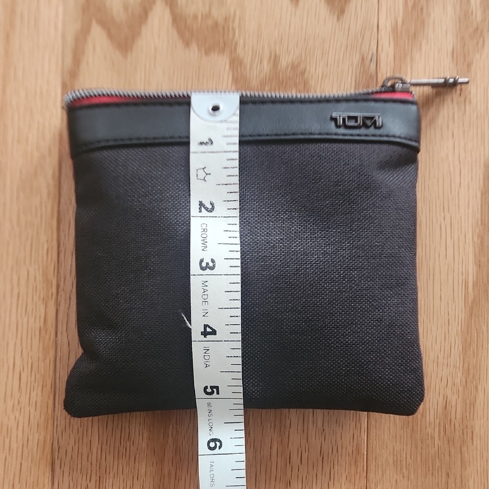 Tumi Black and Red Toiletry Bag Zipper Pouch - Picture 7 of 10
